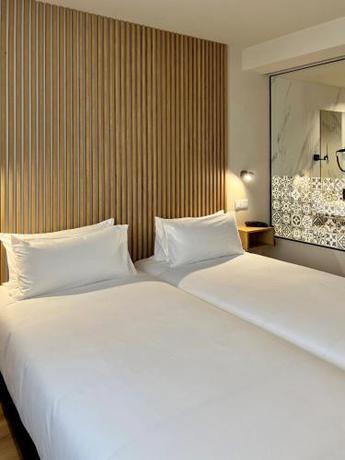 Imagen de la habitación del Hotel room Select Porto. Foto 19