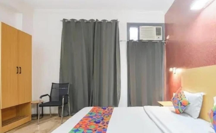 Imagen de la habitación del Hotel royal spark inn03. Foto 3