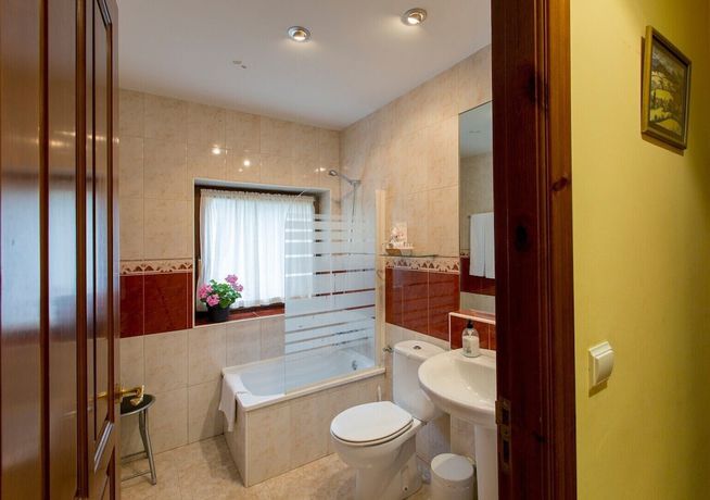 Imagen de la habitación del Hotel rural los Cerezos. Foto 19
