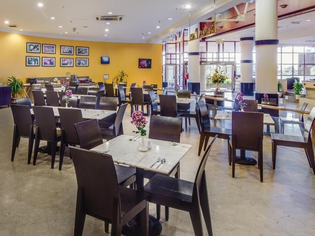 Imagen general del Hotel ērya By Suria Johor Bahru. Foto 6