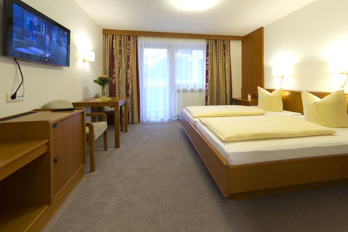 Imagen de la habitación del Hotel s\'Acherl. Foto 9