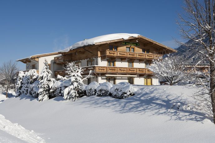 Imagen general del Hotel s\'Acherl. Foto 1