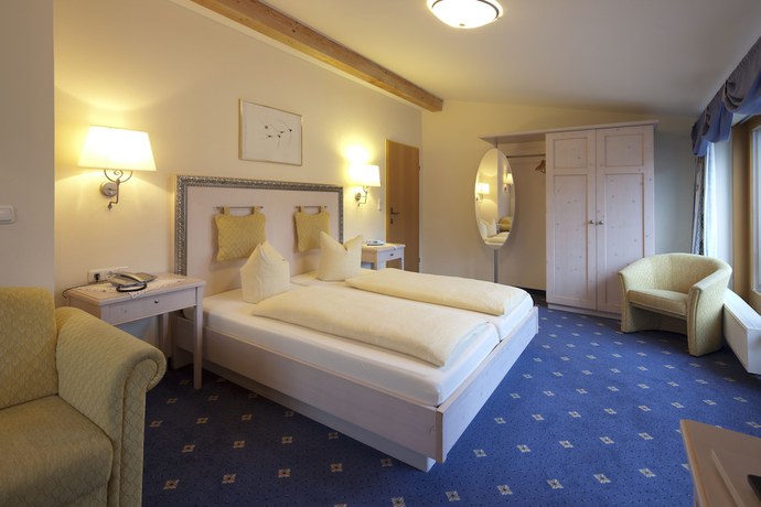 Imagen de la habitación del Hotel s\'Acherl. Foto 17