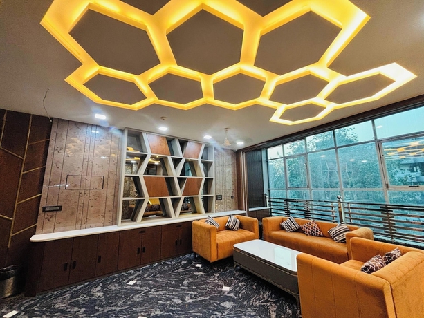 Imagen de los interiores del Hotel sadhana palace. Foto 14