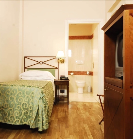 Imagen de la habitación del Hotel semifonte. Foto 16