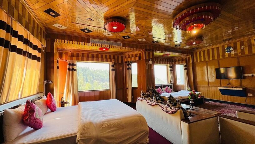 Imagen general del Hotel shimla hills international. Foto 7