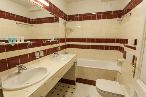 Imagen de la habitación del Hotel skaln&iacute; ml&yacute;n adr&scaron;pach. Foto 7