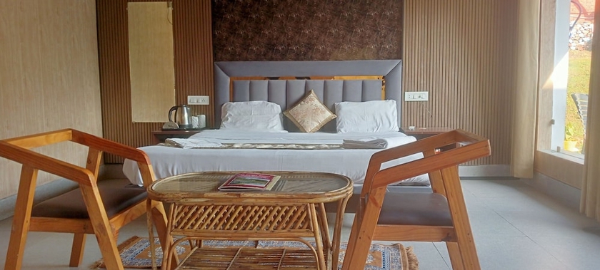 Imagen de la habitación del Hotel sky ganga resort. Foto 11