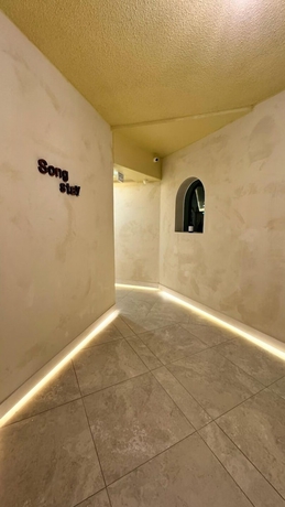 Imagen de los interiores del Hotel song stay. Foto 13