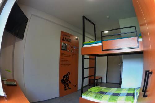 Imagen de la habitación del Hotel sporthotel zimn&iacute; stadion bene&scaron;ov. Foto 5