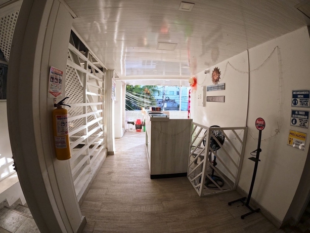 Imagen de los interiores del Hotel sukha 1 su hogar en sai. Foto 14