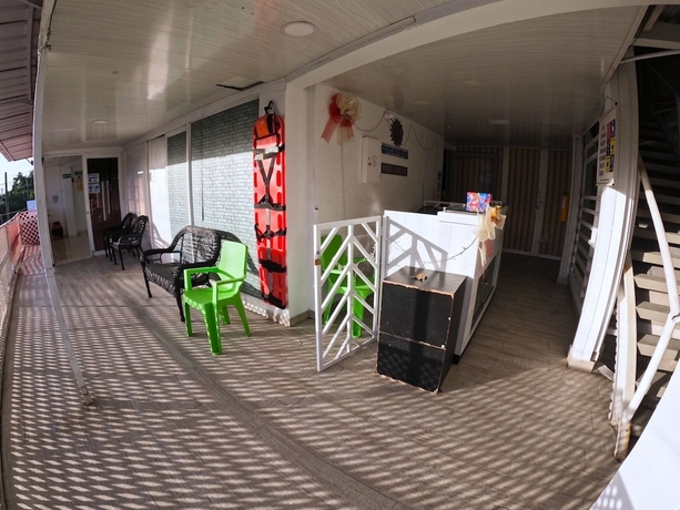 Imagen de los interiores del Hotel sukha 1 su hogar en sai. Foto 16
