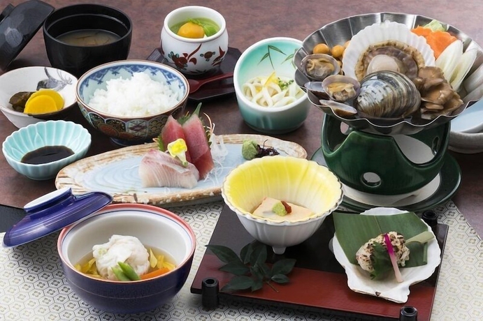 Imagen del bar/restaurante del Hotel sundance resort Atami. Foto 6