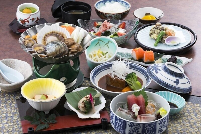 Imagen del bar/restaurante del Hotel sundance resort Atami. Foto 7