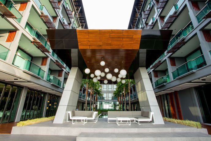 Imagen de la piscina del Hotel @t Boutique. Foto 16