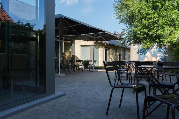 Imagen general del Hotel \'t Oud gemeentehuis Poelkapelle. Foto 5