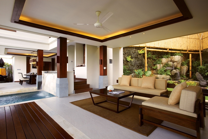 Imagen de los interiores del Hotel tanadewa Villas Nusa Dua Bali by Cross Collection. Foto 15