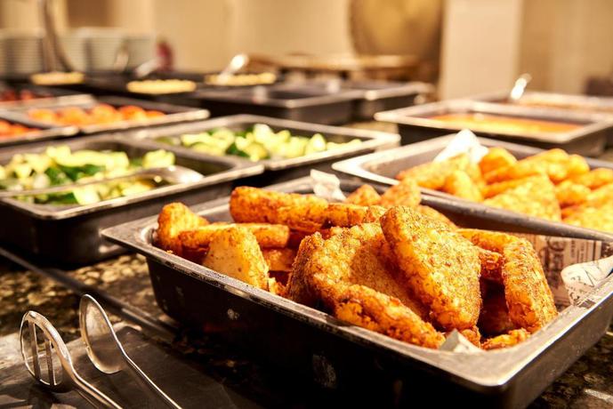 Imagen del bar/restaurante del Hotel tent Calvia Beach. Foto 2