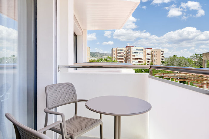 Imagen de la habitación del Hotel tent Torremolinos. Foto 3