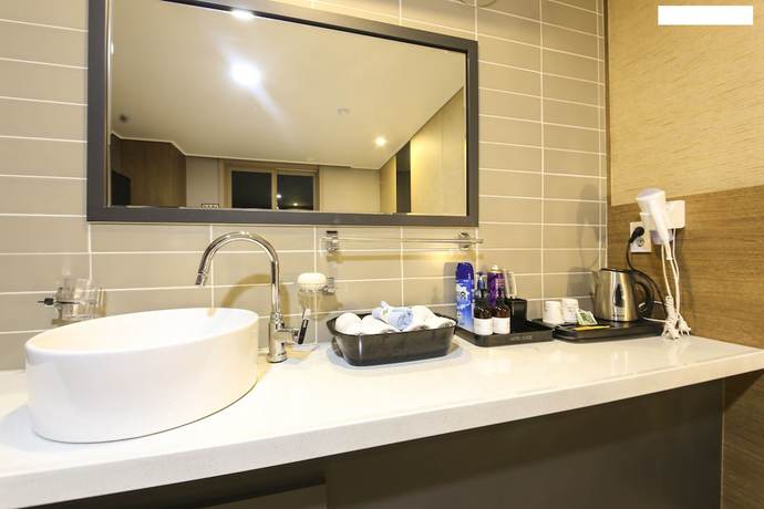 Imagen de la habitación del Hotel the Ace, Hwasam-ri. Foto 10