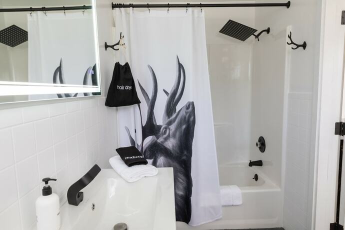 Imagen de la habitación del Hotel the Alander. Foto 13
