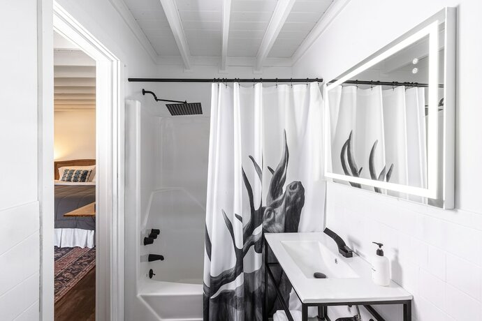 Imagen de la habitación del Hotel the Alander. Foto 15