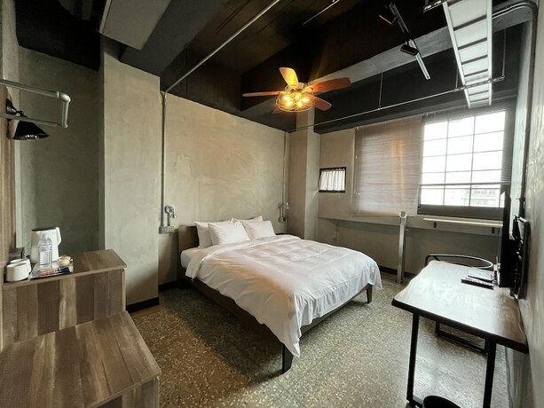 Imagen de la habitación del Hotel the Retro Tai-Pan. Foto 19