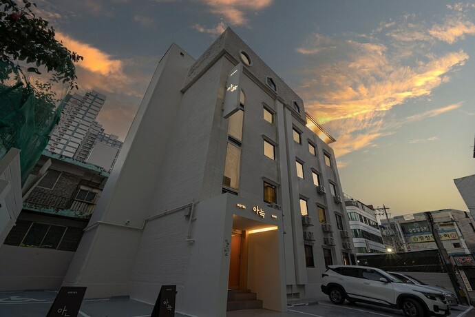 Imagen general del Hotel thehyoosik aank hotel guri. Foto 12