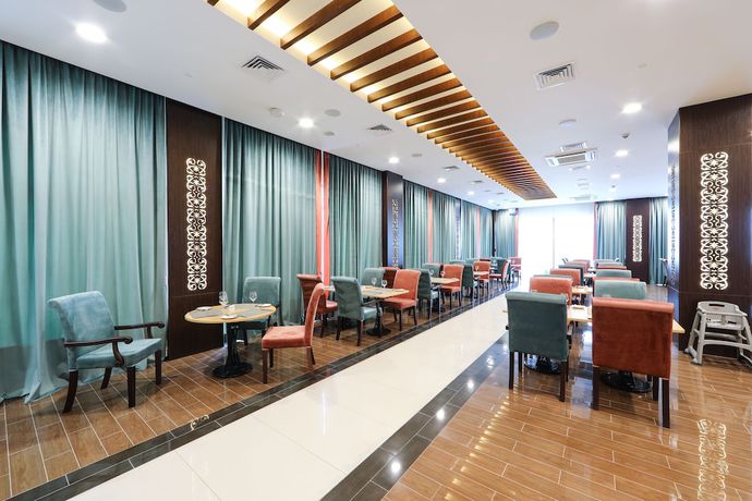 Imagen del bar/restaurante del Hotel thelocals Grozny. Foto 2