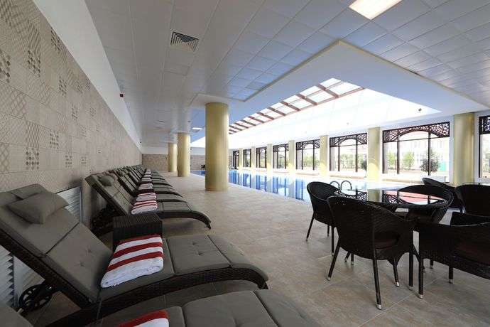 Imagen de la piscina del Hotel thelocals Grozny. Foto 19