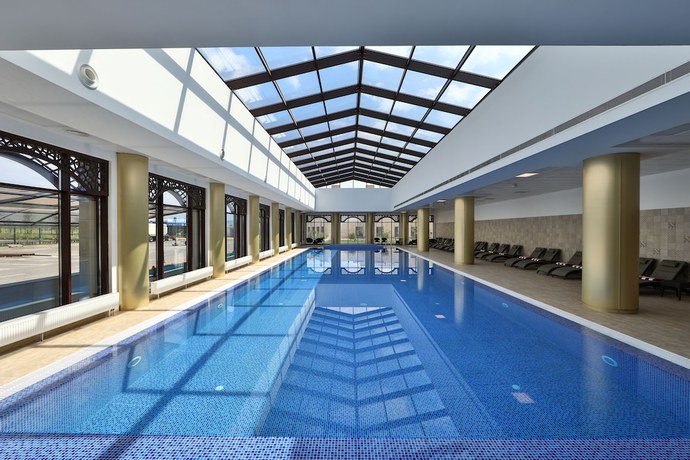 Imagen de la piscina del Hotel thelocals Grozny. Foto 20