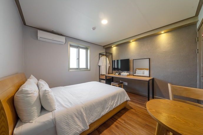 Imagen de la habitación del Hotel thestayhotel. Foto 3