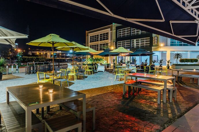 Imagen de los exteriores del Hotel @thome Boutique. Foto 12