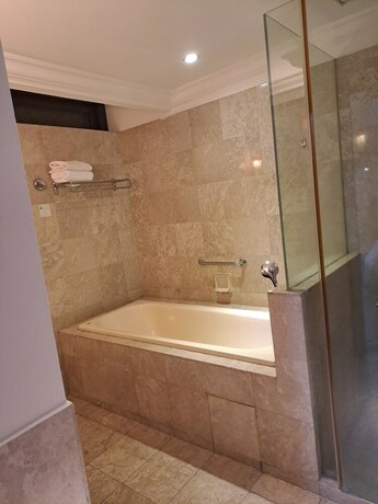 Imagen de la habitación del Hotel tourism Service Suites At Times Square. Foto 10