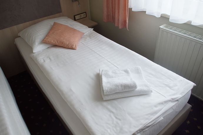 Imagen de la habitación del Hotel und Gasthaus zum Eichenkranz. Foto 17