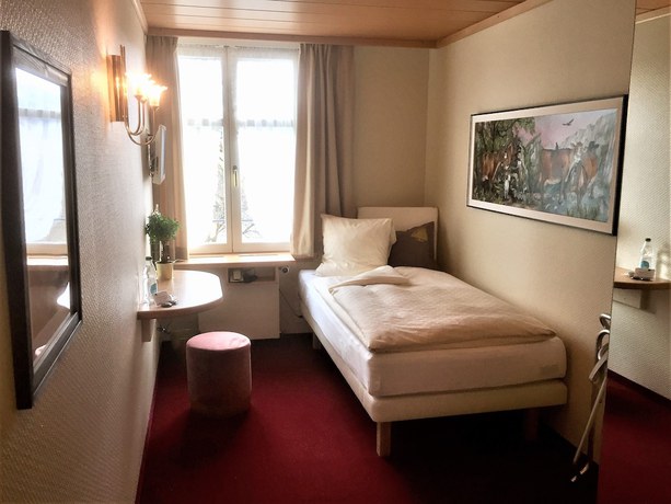Imagen de la habitación del Hotel und Spezialit&auml;tenrestaurant zur Linde. Foto 9