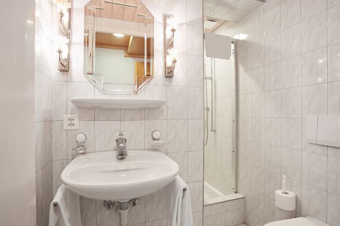 Imagen de la habitación del Hotel und Spezialit&auml;tenrestaurant zur Linde. Foto 15