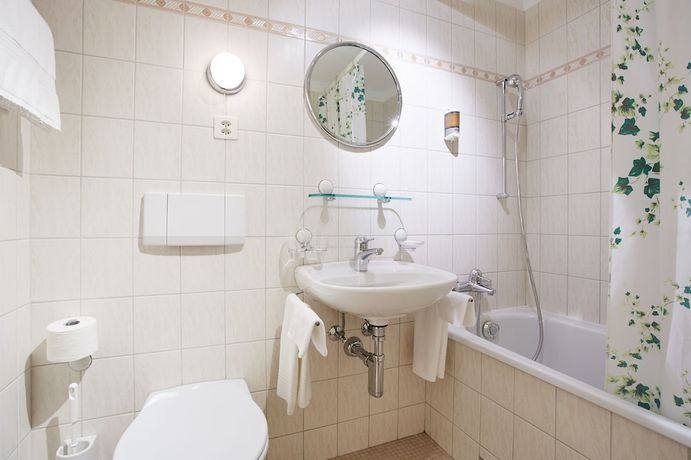 Imagen de la habitación del Hotel und Spezialit&auml;tenrestaurant zur Linde. Foto 18