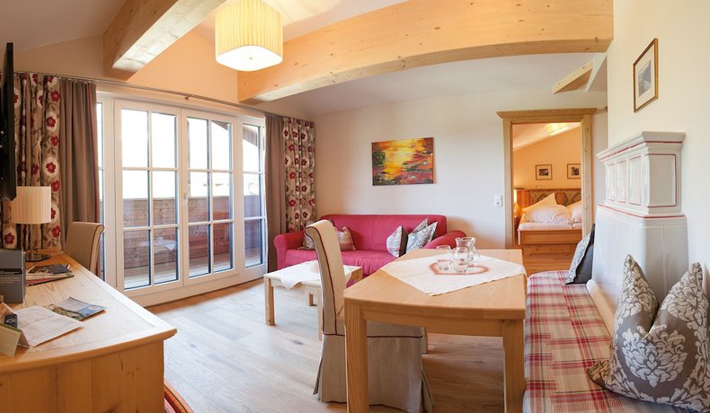 Imagen de la habitación del Hotel &uuml;bergossene Alm Resort. Foto 8