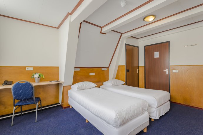 Imagen de la habitación del Hotel van Gelder. Foto 17