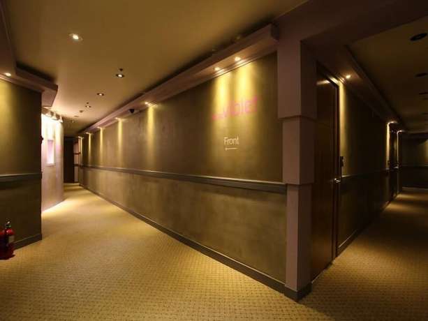 Imagen de los interiores del Hotel violet. Foto 17