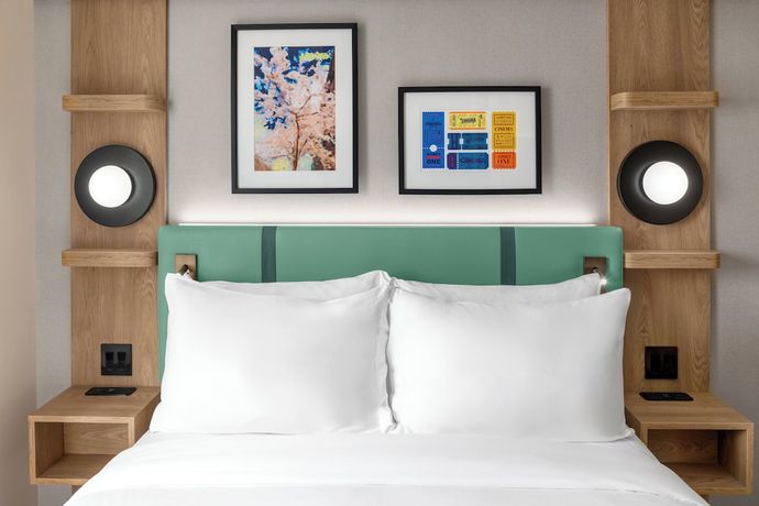 Imagen de la habitación del Hotel voco Astoria by IHG. Foto 5