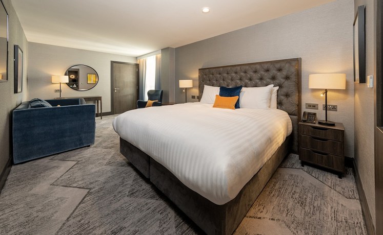 Imagen de la habitación del Hotel voco Edinburgh-Haymarket. Foto 5