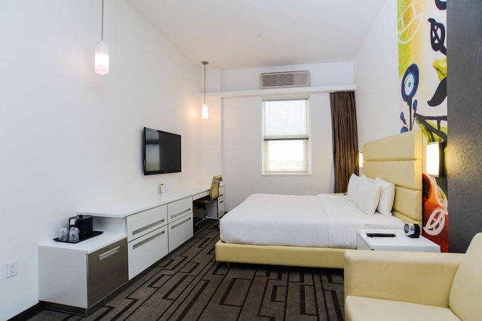 Imagen de la habitación del Hotel voco Fiorello - LaGuardia East, an IHG Hotel. Foto 11