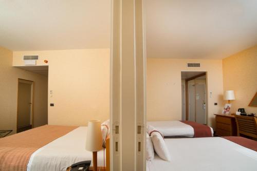 Imagen de la habitación del Hotel voco Gent by IHG. Foto 7