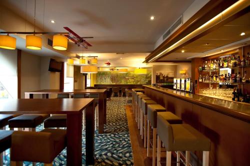 Imagen del bar/restaurante del Hotel voco Gent by IHG. Foto 3