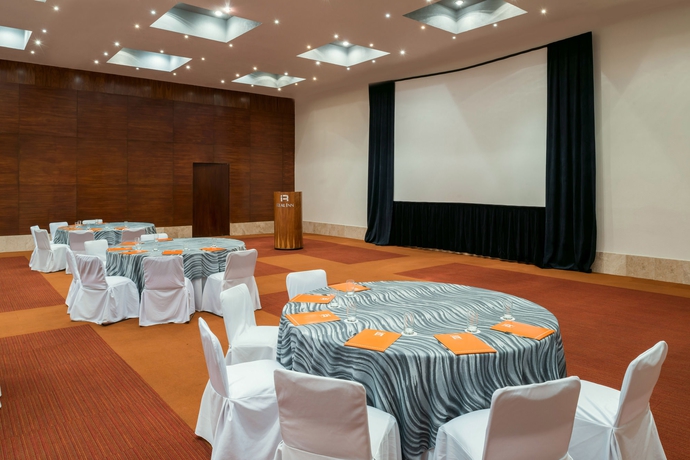 Imagen de los interiores del Hotel voco Guadalajara Expo by IHG. Foto 14
