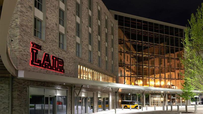 Imagen de los exteriores del Hotel voco Leicester by IHG. Foto 8