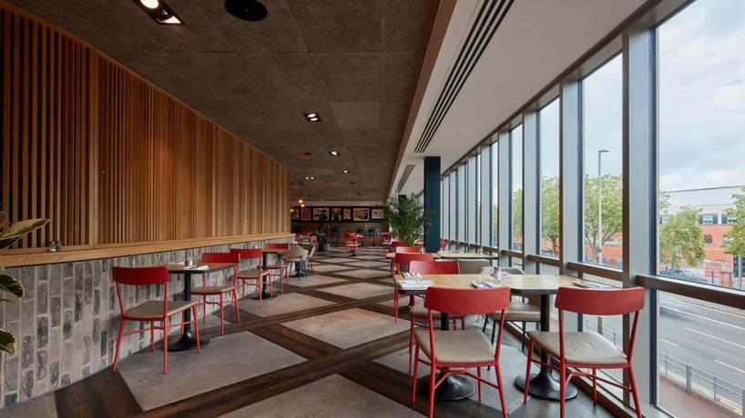 Imagen del bar/restaurante del Hotel voco Leicester by IHG. Foto 3