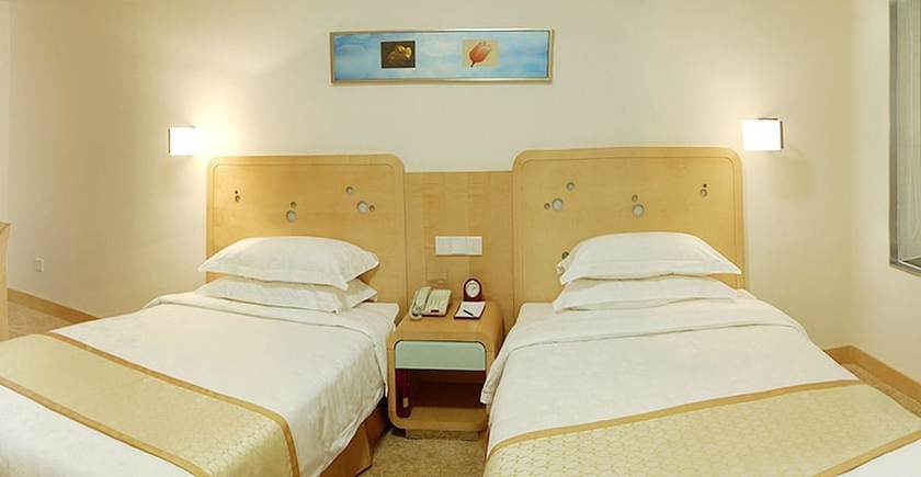 Imagen de la habitación del Hotel voco Lianyungang Haizhou Bay by IHG. Foto 9